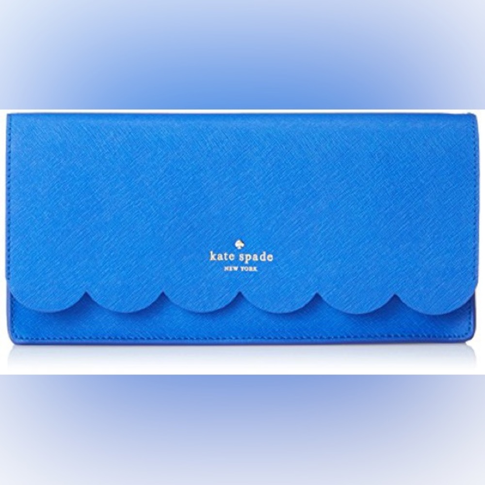 Kate spade wristlet. Scalloped. Blue.  Like New. Used once